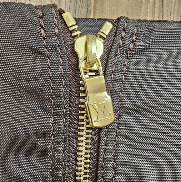 Louis Vuitton LV garment case Suiter Brown Nylon - Picture 8 of 15